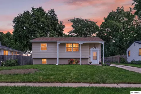 3611 S 128 Ave, Omaha, NE 68144
