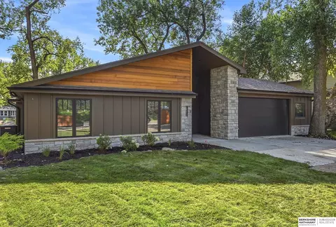 1095 Maple Lane, Fremont, NE 68025