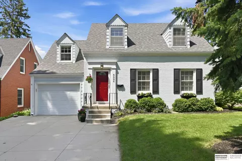 5626 Western Ave, Omaha, NE 68132