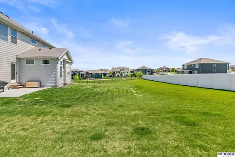 Exterior - 19055 Murifield Cir, Omaha, NE 68136 photo 6 of 8