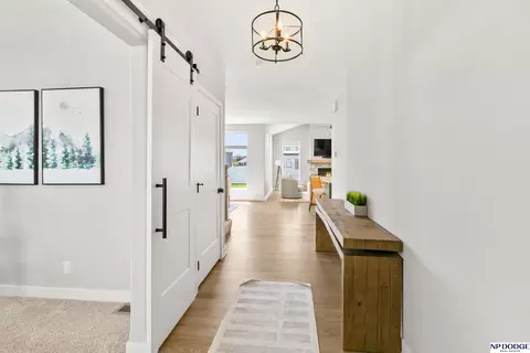 Entry Way - 19055 Murifield Cir, Omaha, NE 68136 photo 2 of 7