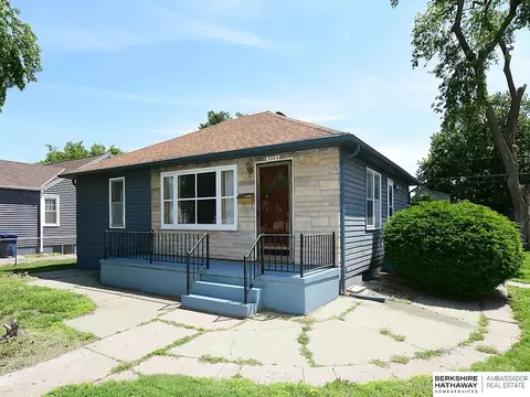 2006 N Clarkson St, Fremont, NE 68025
