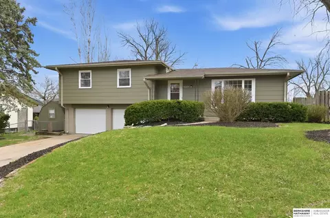 3005 N 95th St, Omaha, NE 68134