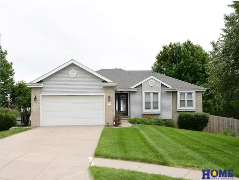 6550 Courtney Cir, Lincoln, NE 68516