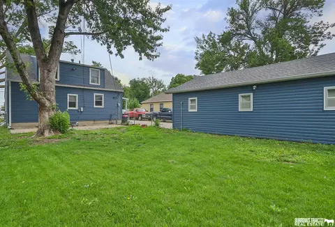 Exterior - 1107 N 13th St, Beatrice, NE 68310 photo 9 of 10