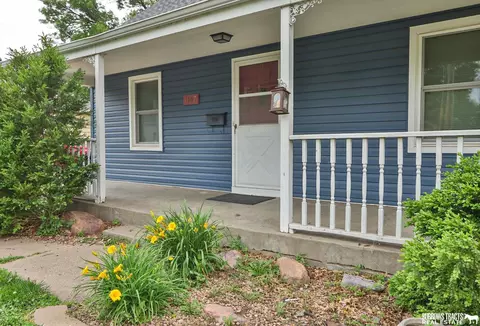Exterior - 1107 N 13th St, Beatrice, NE 68310 photo 3 of 10