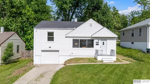 6519 N 36 St, Omaha, NE 68112
