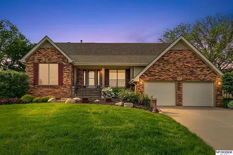 6227 S 79 Cir, Ralston, NE 68127