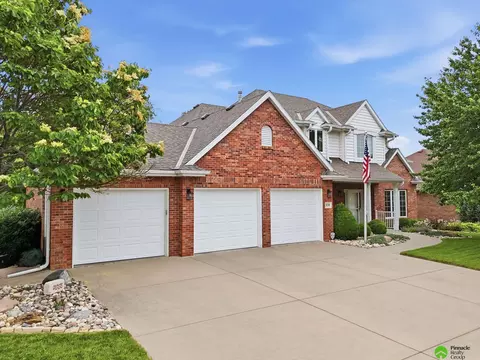 3220 Browning St, Lincoln, NE 68516