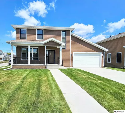 2432 Patrick Ave, Omaha, NE 68111