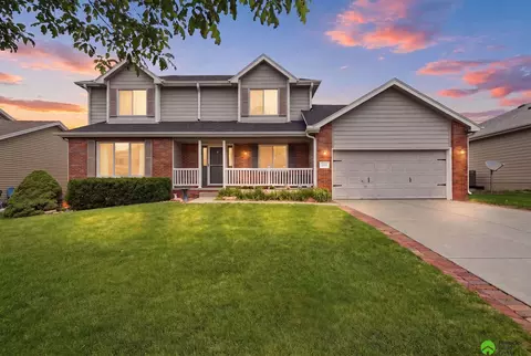 3730 El Paso Dr, Lincoln, NE 68516