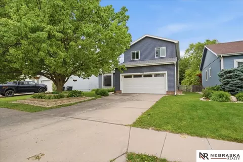17702 Karen St, Omaha, NE 68135