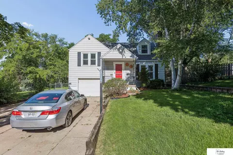 2024 N 62 St, Omaha, NE 68104