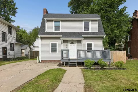 7008 N 30th St, Omaha, NE 68112