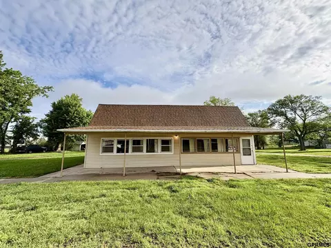 Sumner & East Avenue, Western, NE 68464