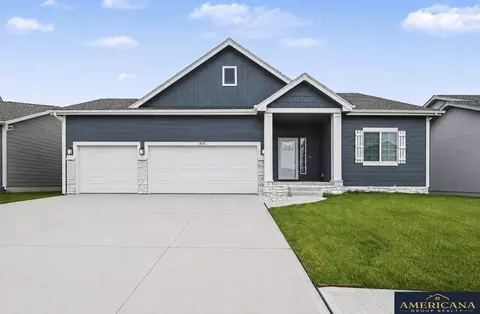 9116 S 178th St, Omaha, NE 68136