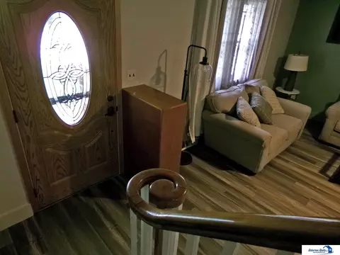 Entry Way - 1708 Grant St, Beatrice, NE 68310 photo 5 of 7