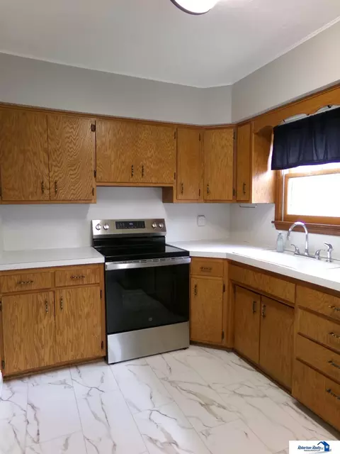 Kitchen - 1708 Grant St, Beatrice, NE 68310 photo 2 of 5