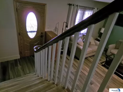 Entry Way - 1708 Grant St, Beatrice, NE 68310 photo 6 of 7