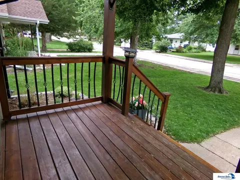 Exterior - 1708 Grant St, Beatrice, NE 68310 photo 6 of 14