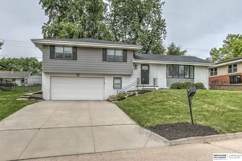 3606 S 51 Ave, Omaha, NE 68106