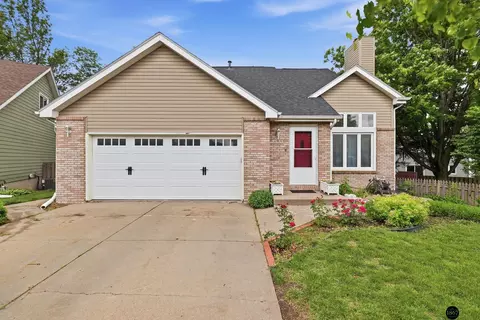 5441 S 31st Ct, Lincoln, NE 68516