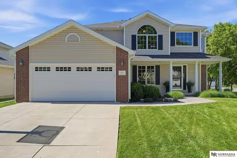 7835 S 34th Street Cir, Lincoln, NE 68516