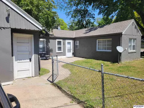 4702 N 60 St, Omaha, NE 68104