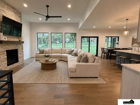 2141 Big Timber Rd, Lincoln, NE 68520