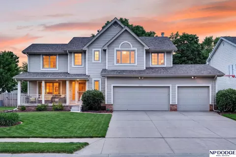 14905 H St, Omaha, NE 68137