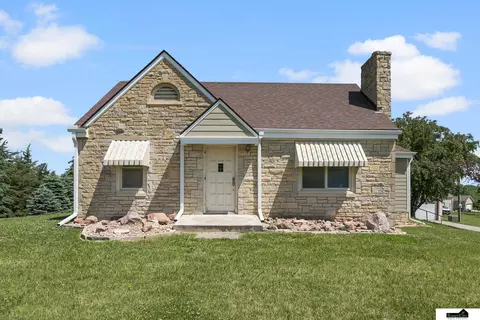 6002 W Adams St, Lincoln, NE 68524