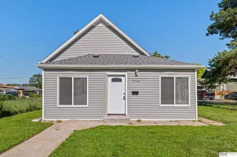 3509 N 29th St, Omaha, NE 68111