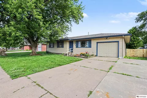 Exterior - 620 Pine St, Ceresco, NE 68017 photo 4 of 8