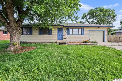 Exterior - 620 Pine St, Ceresco, NE 68017 photo 2 of 8
