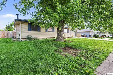 Exterior - 620 Pine St, Ceresco, NE 68017 photo 3 of 8