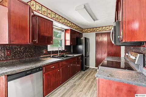 Kitchen - 620 Pine St, Ceresco, NE 68017 photo 2 of 3