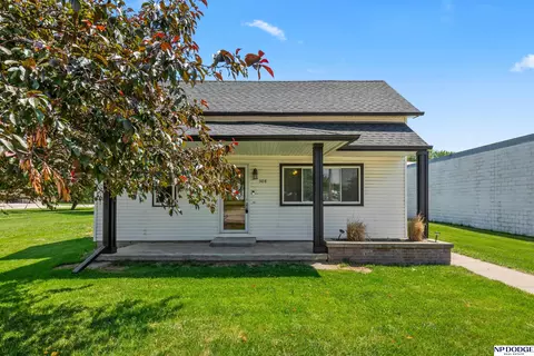 Exterior - 308 Rangeline Rd, Snyder, NE 68664 photo 1 of 10