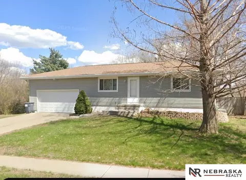 1000 SW 24th St, Lincoln, NE 68522