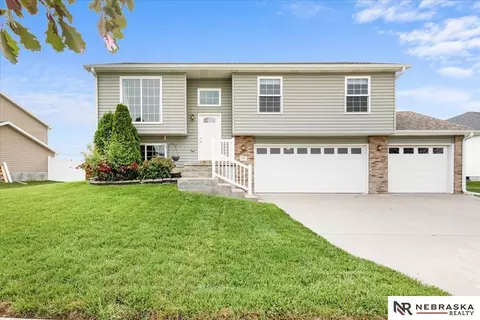 4461 W Milton Rd, Lincoln, NE 68528