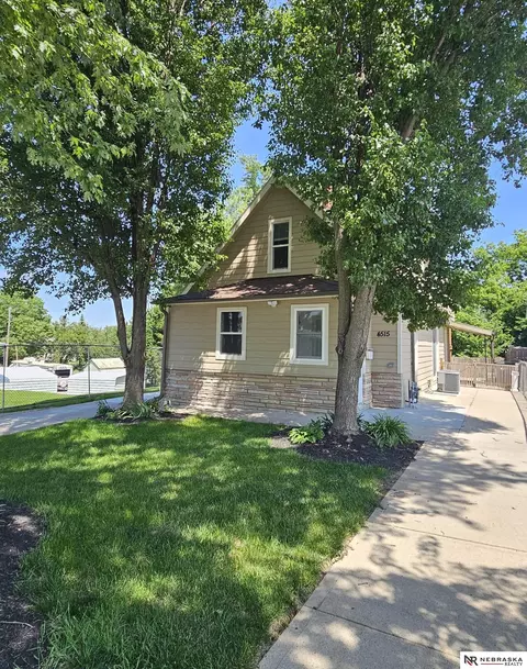 4515 S 17th St, Omaha, NE 68107