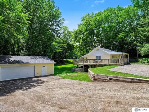 224 S 11 St, Plattsmouth, NE 68048