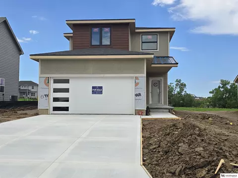 11402 N 161 Ave, Bennington, NE 68007