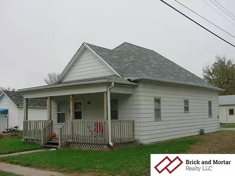 310 S 8th St, Beatrice, NE 68310