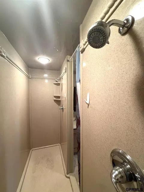 Bath - 133 N Fillmore St, Bruning, NE 68322 photo 2 of 5