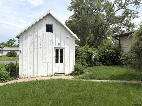 Exterior - 133 N Fillmore St, Bruning, NE 68322 photo 4 of 4