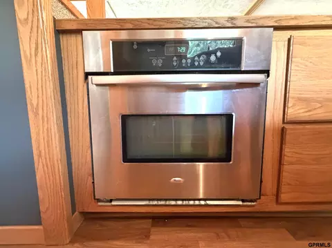 Kitchen - 133 N Fillmore St, Bruning, NE 68322 photo 4 of 8
