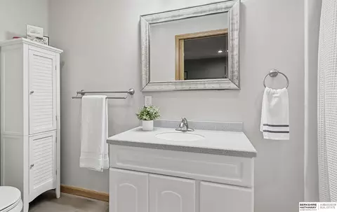 Bath - 507 E Fulton St, Hooper, NE 68031 photo 1 of 3