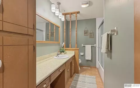 Bath - 507 E Fulton St, Hooper, NE 68031 photo 3 of 3