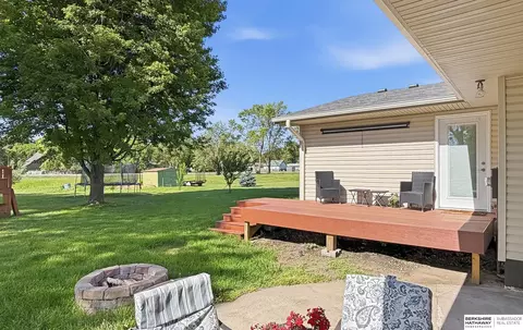 Exterior - 507 E Fulton St, Hooper, NE 68031 photo 3 of 8