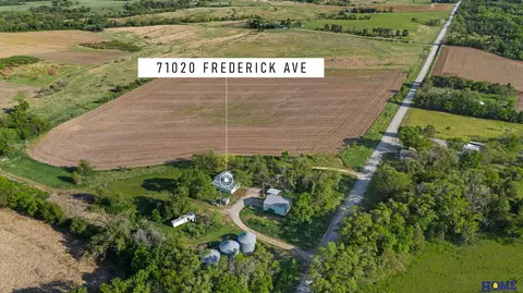71020 Frederick Ave, Fairbury, NE 68352